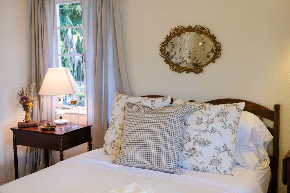 Bedroom view of Cozy Renovated Vintage Modern House Downtown!