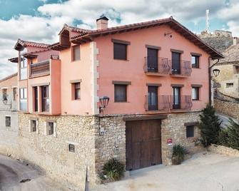 El Castillo de Celia - Aldehuela - Gebäude