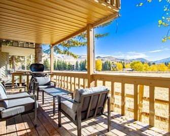 SV131 - Walk to Lifts & Town - Hot Tub & Pool - Ketchum - Balcony