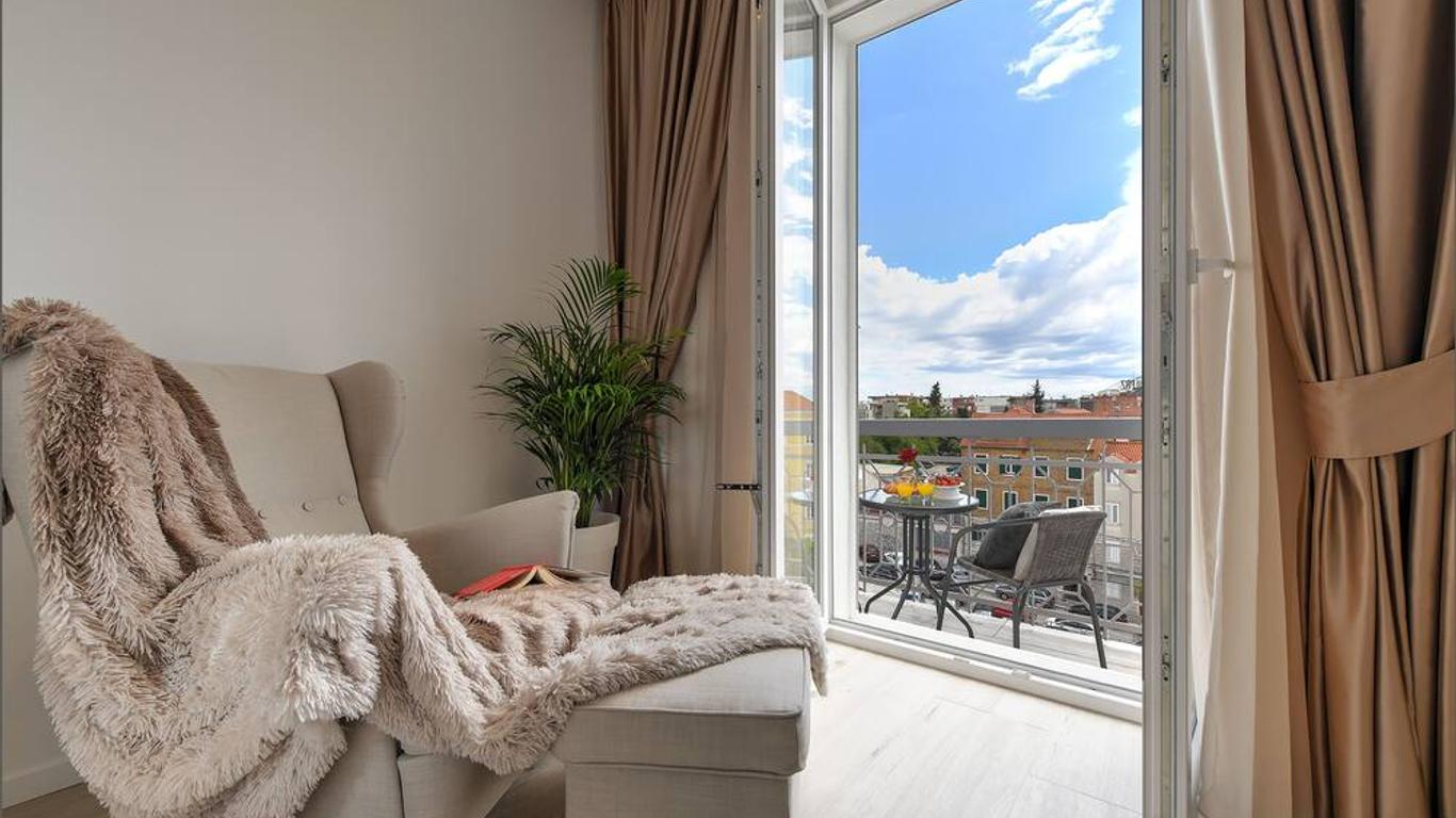 Via Porto Rooms