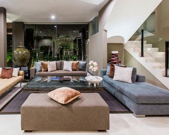 Cicada Luxury Townhouses - Kuta - Living room