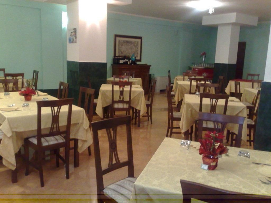 هوتل ريستورانتي أمبريا