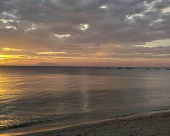 The Boathouse at Calatagan - Calatagan