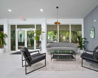 Garden Hotel Miami International Airport - Miami Springs - Lobby