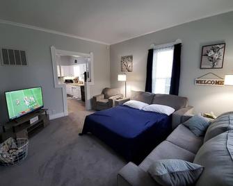 Home Away From Home\n\n - Warrensburg - Bedroom