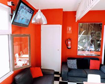 Home Backpackers Hostel - Valencia