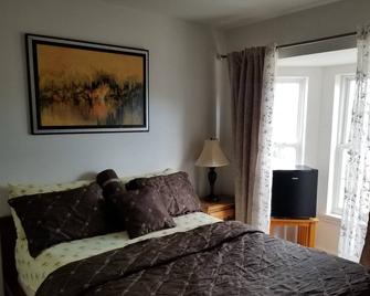 Beautiful, clean and Peaceful surrounded by parks - Laurel - Bedroom