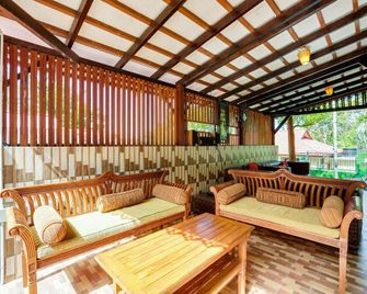 Spot On 89623 Nawawi's Backpackers - Rembau - Lobby