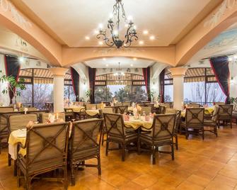 Mirabel Hotel Resort - Dhulikhel - Restaurant