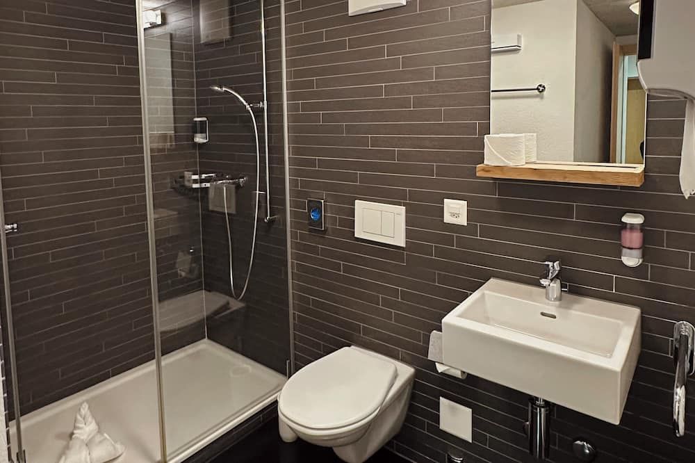 Hotel Rätia - Obersaxen Mundaun - Bagno
