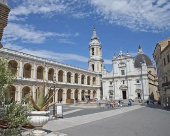 Pensione Piemonte Loreto - Loreto