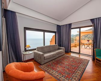 Baia Taormina - Cdshotels - Forza d'Agro