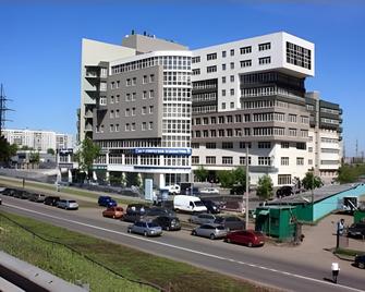 هوتل بولاريس - موسكو - مبنى