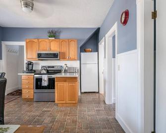 Luxury on Back Cove - Three Gables - Portland - Kitchen
