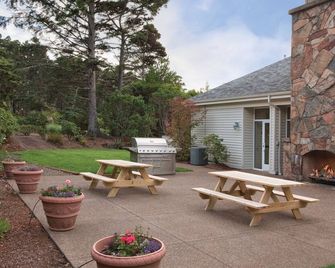 Epic Resort And Setting ! - Gleneden Beach - Patio