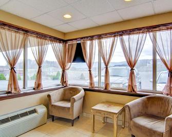 Econo Lodge Wytheville I-77 & I-81 - Wytheville - Olohuone