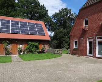 Relaxing Country Vacation In Beautiful Surroundings - Osterholz-Scharmbeck - Gebäude