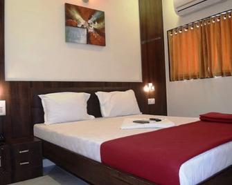 Hotel Amber-colaba - Bombay - Habitación