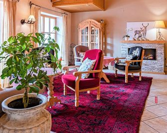 Deva Achentaler Vitalhotel - Unterwössen - Wohnzimmer