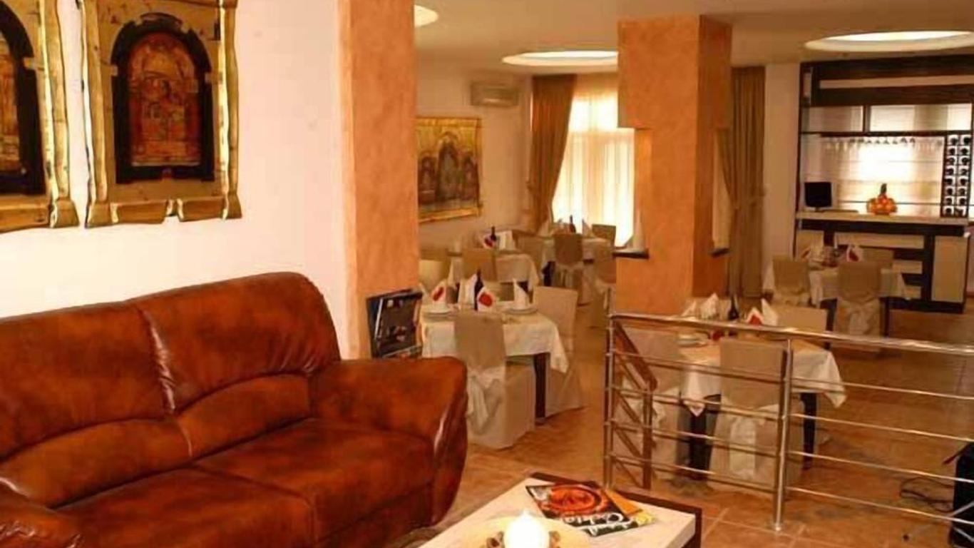 Premier Hotel
