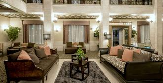 Hampton Inn & Suites Montgomery-Downtown - Montgomery - Lobby