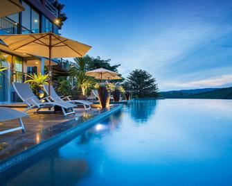Monte Vista Chalet Khaoyai - Ban Mo Takhian