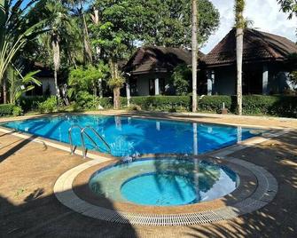 Cousin Resort - Khao Lak - Piscina