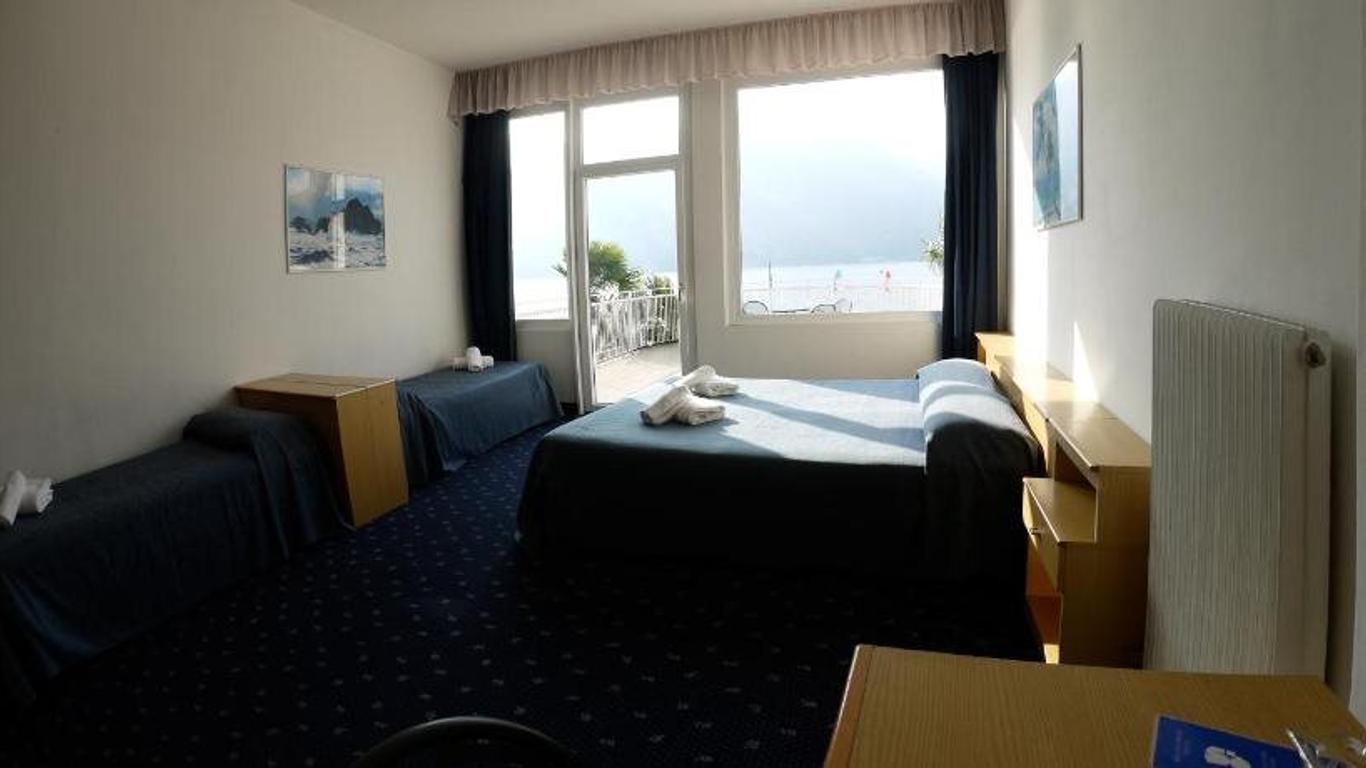Lake Hotel Ifigenia