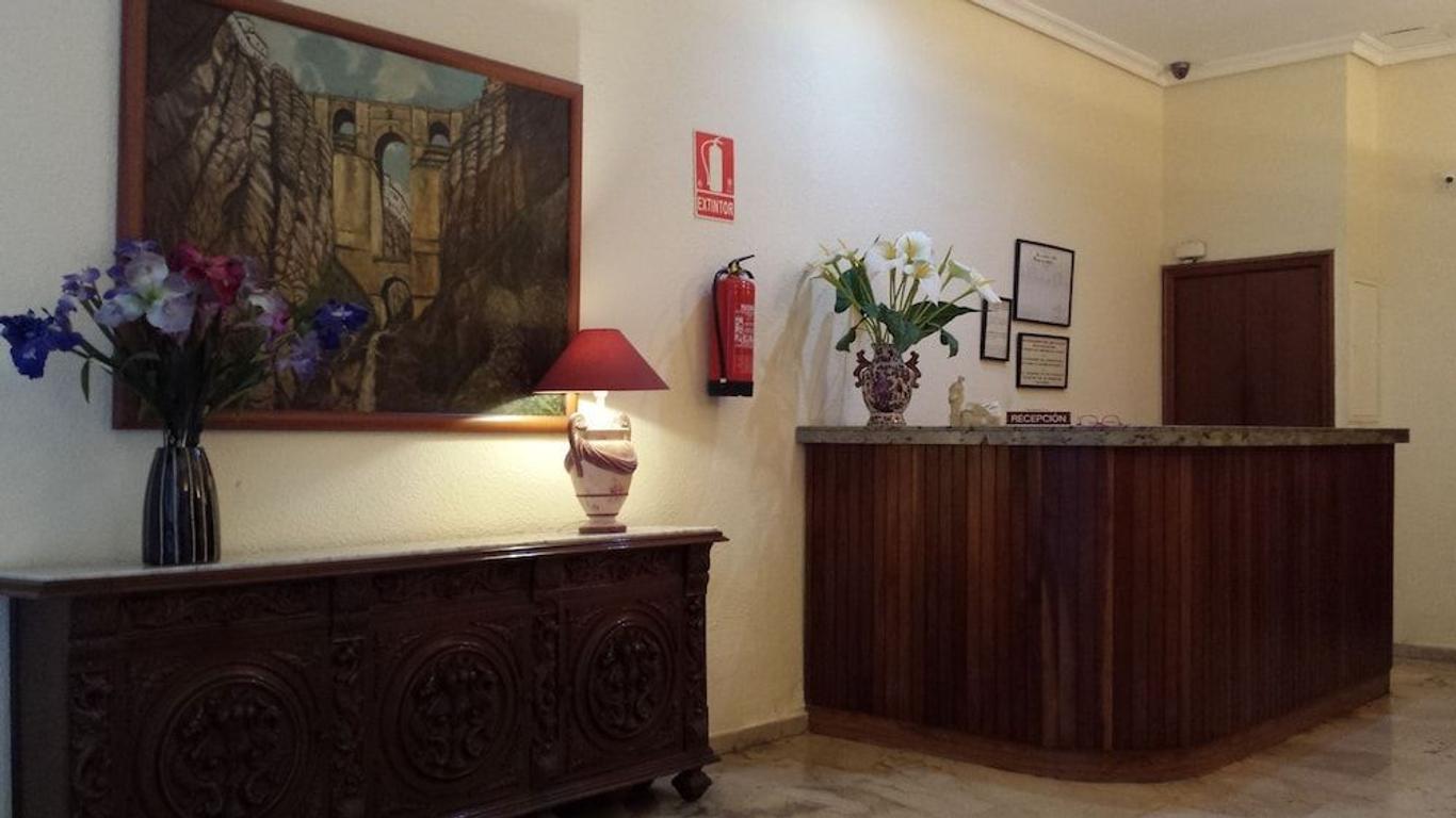 Hostal Ronda