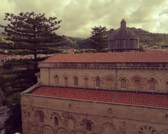 Residenza il Duomo - טרופאה - לובי