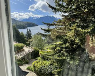 Hotel Tunquelén - San Carlos de Bariloche - Balcony