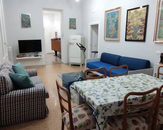 Palazzo Caratozzolo - Agrigento - Living room