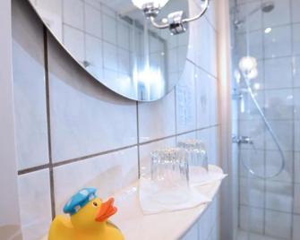 Hotel Hecht Garni - Ingolstadt - Bad