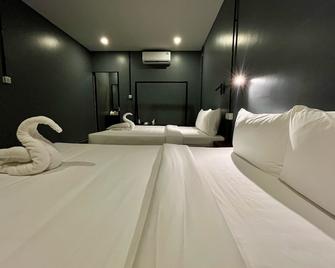 River Nest Hostel - Kampot - Schlafzimmer