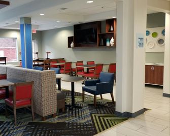 Holiday Inn Express & Suites Weslaco By IHG - Weslaco