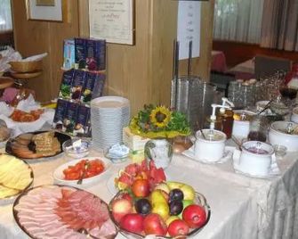 Dependance Villnerhof - Egna/Neumarkt - Buffet