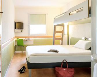 ibis budget Laval - Laval - Schlafzimmer