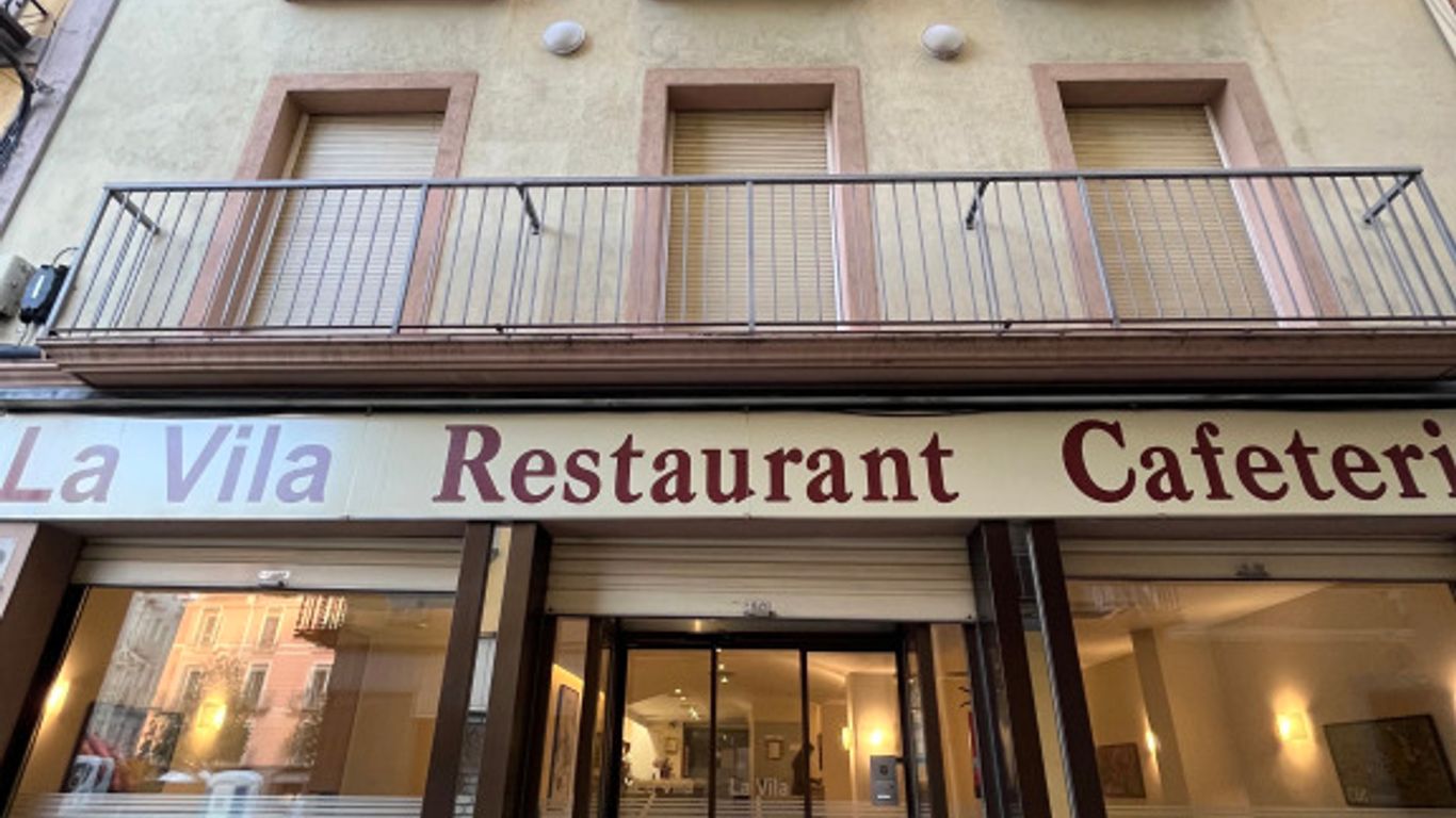 Hostal La Vila