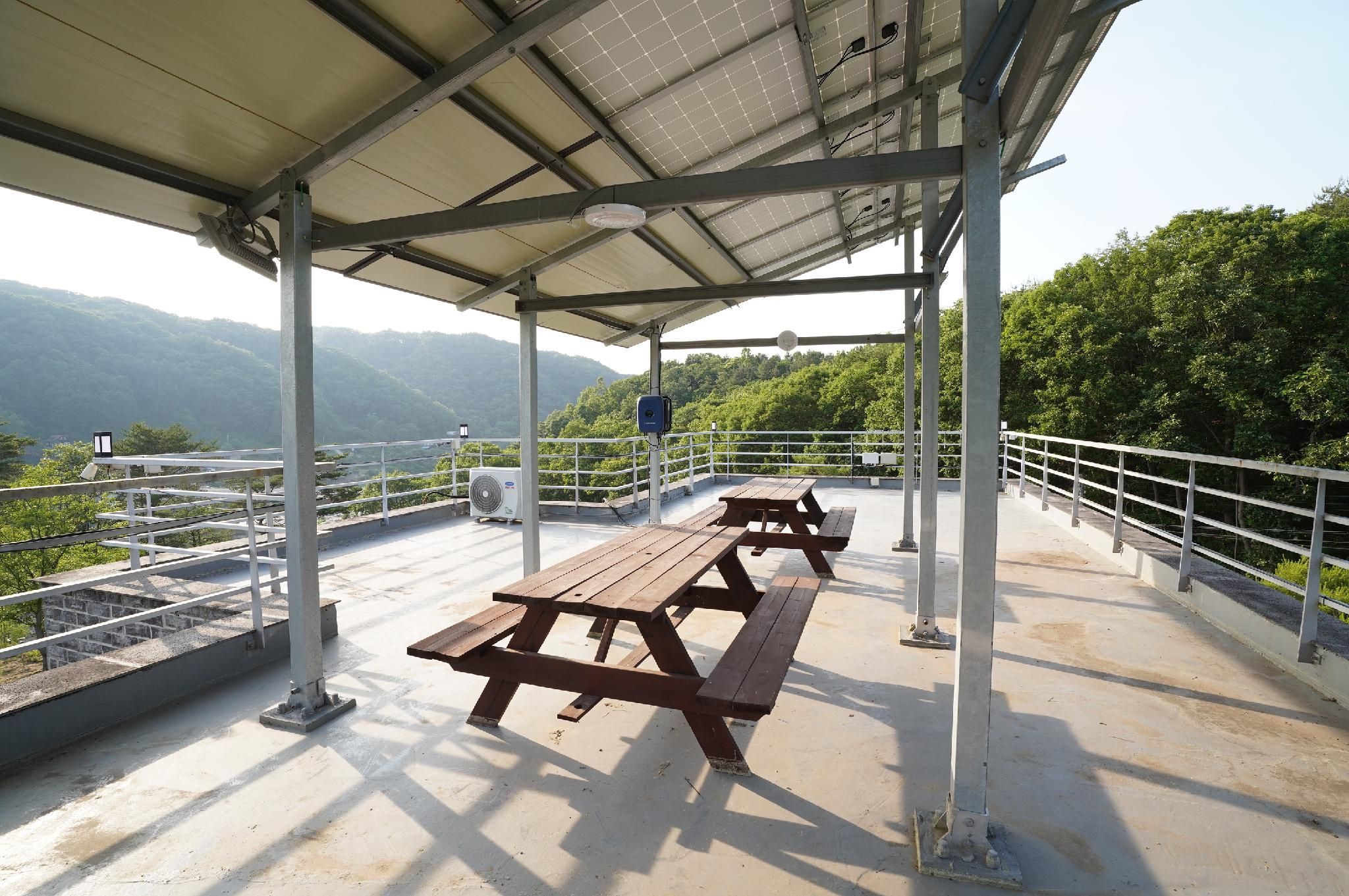 Hongcheon Breeze Hill - Hongcheon - Balcone