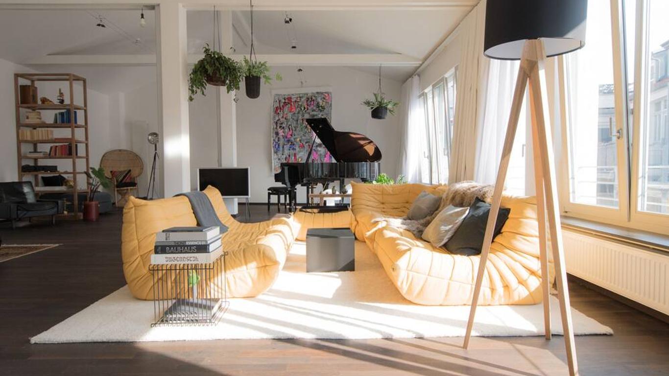 Weimar Central Artist Loft - 120 m2