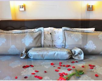 Hera Butik Otel - Adult Only - Bozcaada - Living room