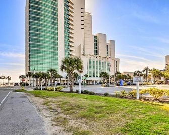 Oceanfront Myrtle Beach Condo with Balcony! - Myrtle Beach - Gebäude