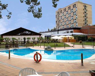 Hotel Sercotel Rey Sancho - Palència - Pool