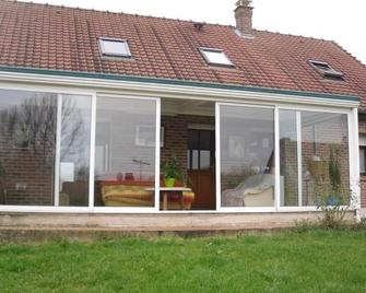 Gîte indépendant avec jardin clos, terrasse et wifi, au centre de Senlis, animaux acceptés - FR-1-376-52 - Matringhem - Edificio