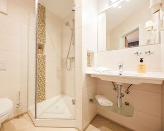 Hotel garni Sonnenhof - Moritzburg - Badkamer