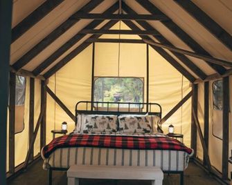 North Shore Camping Co - Beaver Bay