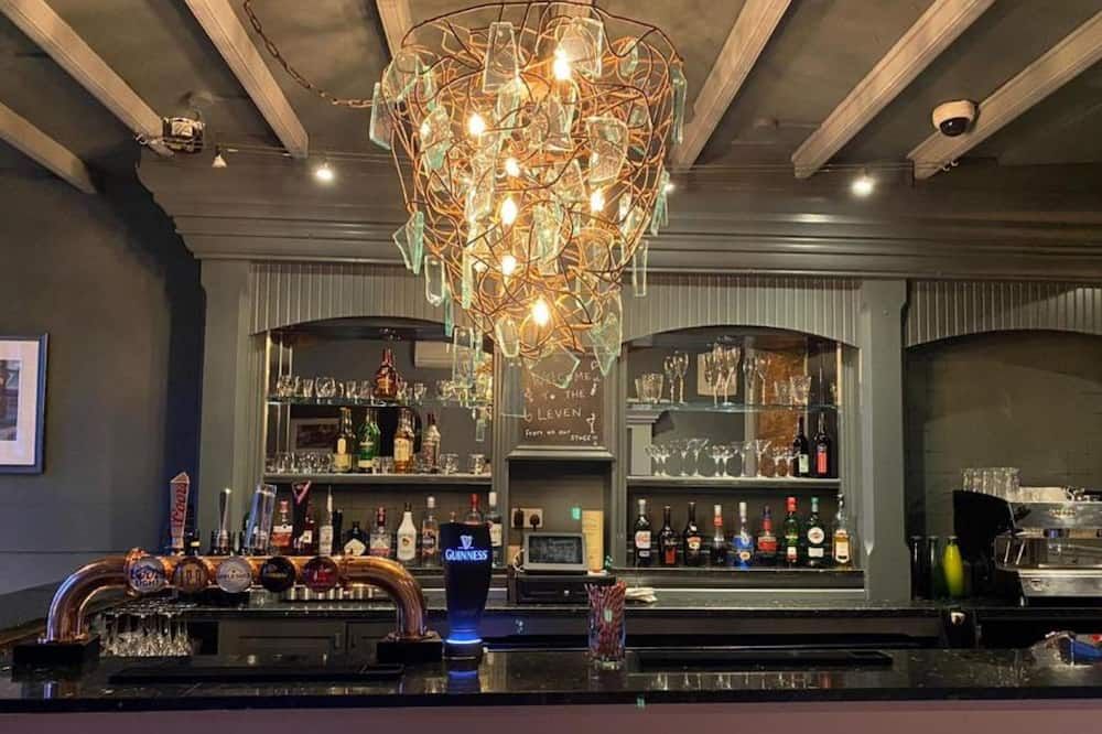 OYO The Leven - Middlesbrough - Bar