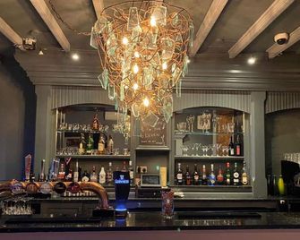 OYO The Leven - Middlesbrough - Bar