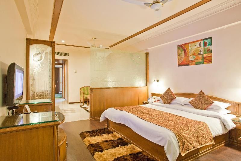 Hotel Amar Vilas - אינדור - חדר שינה