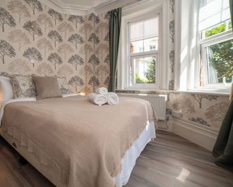 The Cherry Tree Guest House - Eastbourne